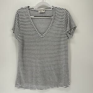 Vineyard Vines Shirt Womens Small Navy White Striped V Neck Short Sleeve Soft